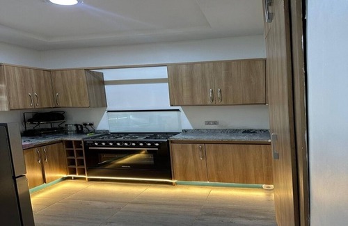 Wuse 2 Apartment | Luxury Charming 2-bedroom apartment Near Bannex plaza. Fast Wi-Fi+247 power