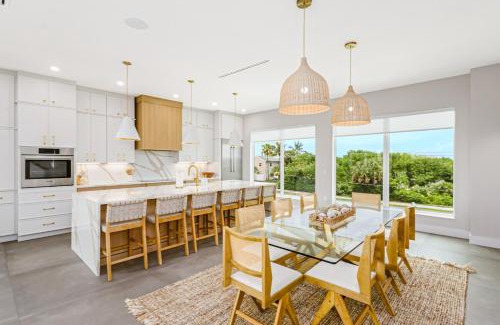 Cocoa Beach House | Luxury Cocoa Beach Oceanview Beach House Heated Private Pool, Spa & Beach Access Sleeps 12