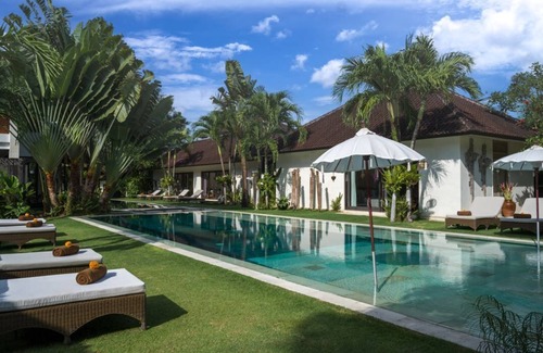 Seminyak Villa | Luxury Complex 16 BR in the heart of Seminyak