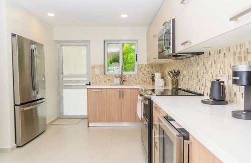 Jolly Harbour Condo | Luxury condo in Jolly Harbour Near beach