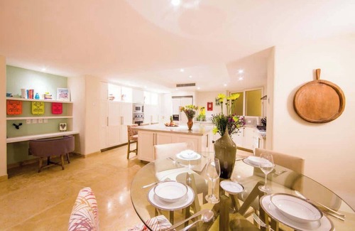 Emiliano Zapata Apartment | Luxury Condo with Ocean Views-Infinity Pool