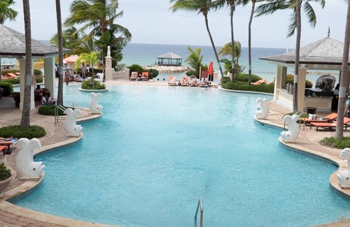 Montego Bay Condo | Luxury Condo Within a Resort