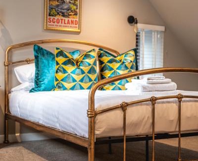 Conon Bridge House | Luxury Cottage with Mountain View’s