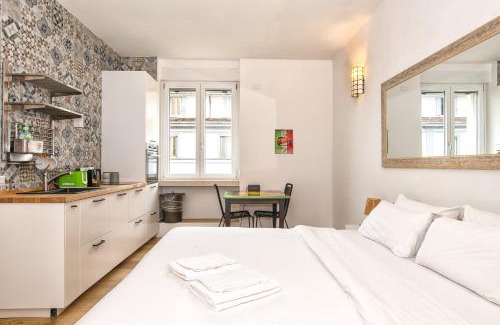 Ponte Seveso Apartment | Luxury Cozy Studio by Central Station - Café