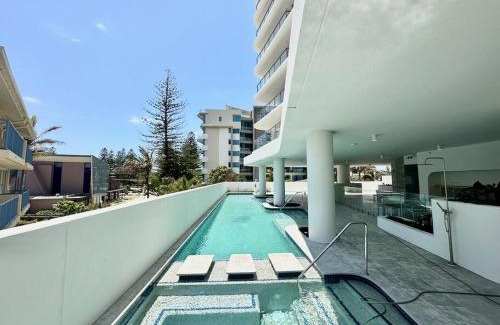 Mermaid Beach Apartment | Luxury Dawn Mermaid Beach, Ocean Views