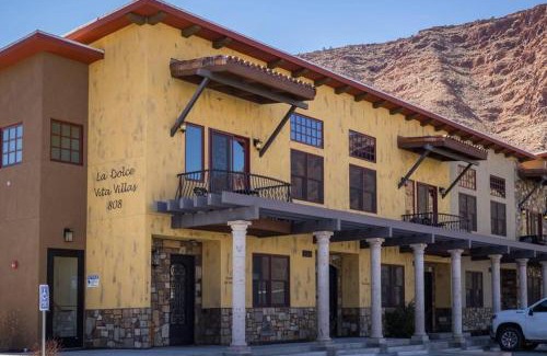 Moab Apartment | Luxury Downtown Rental - La Dolce Vita Villas #6