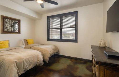 Moab Apartment | Luxury Downtown Rental (Pet Friendly) - La Dolce Vita Villas #7
