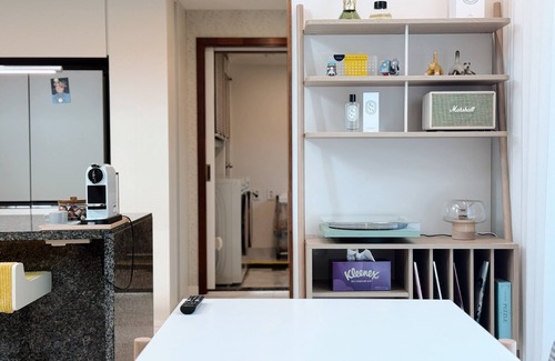 Mapo Apartment | Luxury Duplex Penthouse 1min from Hongdae Station｜Designer Interior & Comfort
