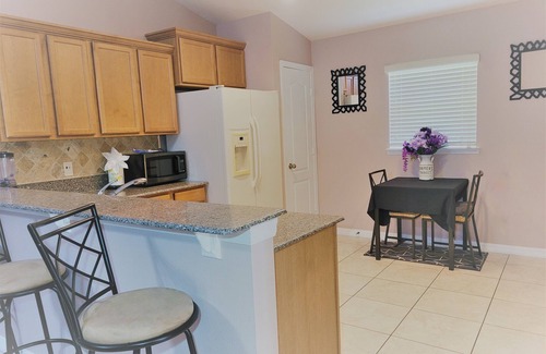 Sandy Ridge Villa | Luxury Executive Villa with Private Pool, Spa & Games Room 10 miles from Disney