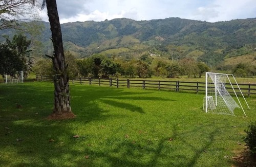 Donmatias House | LUXURY FARM MY EARTH/LAKE, POOL AND RIVER