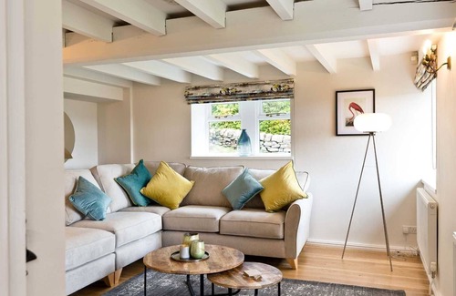 Beeley House | Luxury farmhouse, sleeping up to 18 guests in 8 bedrooms, with superb games room