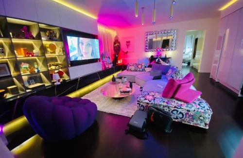 Clignancourt Apartment | LUXURY FLAT WITH PRIVATE ROOFTOP - Paris 18