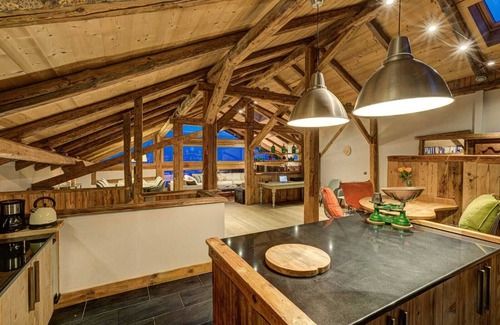 Saint-Gervais-les-Bains Ski Chalet | Luxury Chalet in Mégeve with Garden & Spa