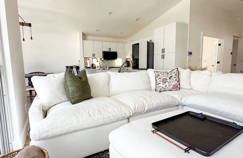 Boynton Beach House | Luxury Fully Renovated 2BR/2BA Home in Boynton Beach