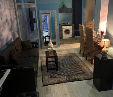 Altstadt-Nord Apartment | Luxury Gemütliche WOHNUNG in Eigelstein Köln