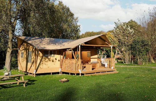 Zeewolde House | Luxury glamping with bathroom in the Horsterwold