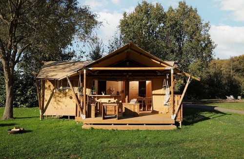 Zeewolde House | Luxury glamping with bathroom in the Horsterwold