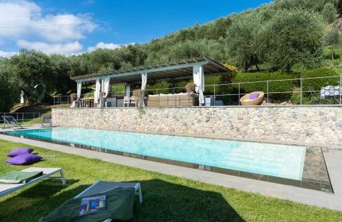 Camaiore Villa | Luxury Green Marignana Villa, Versilia, Pool, Ac, Sauna