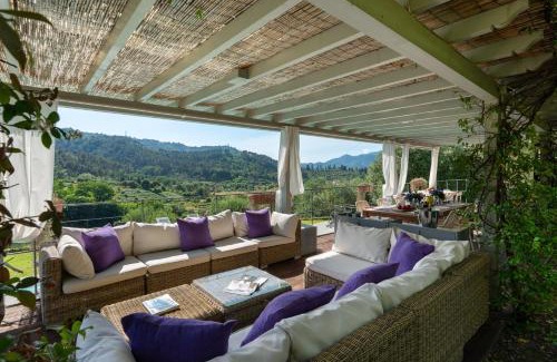 Camaiore Villa | Luxury Green Marignana Villa, Versilia, Pool, Ac, Sauna