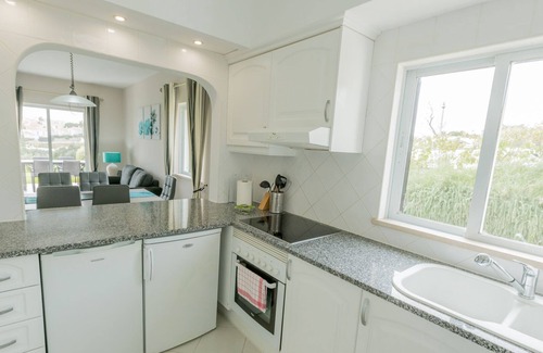 Alpouvar Apartment | Luxury Ground Floor 3 Bed South Facing Apt, Wifi, Live UK TV. & Air Con