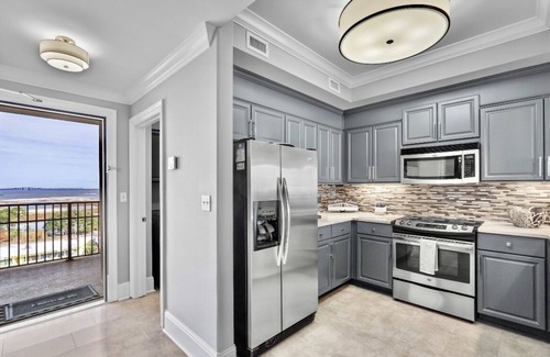 Dauphin Island Condo | Luxury GulfFront Penthouse! Resort Amenities!
