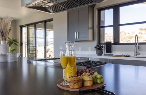 Park City House | Luxury Heber Home- Minutes from Park City, Ski Slopes- Views, Sleeps 16