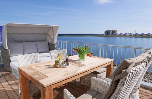 Olpenitz Apartment | Luxury holiday apartment "Marina Lounge" in the Baltic Sea resort of Olpenitz for couples and families with a fantastic view of the water in all directions and high-quality furnishings for your well-deserved vacation