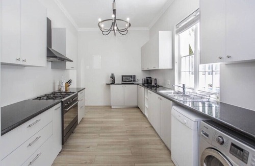 Constantia Cottage | Luxury holiday cottage in Constantia wine valley only15 mn away from the beach