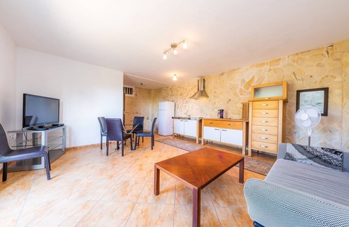 Colonia de Sant Pere House | Luxury Holiday Home"Casa Kyona" with Sea View, Wi-Fi, Garden