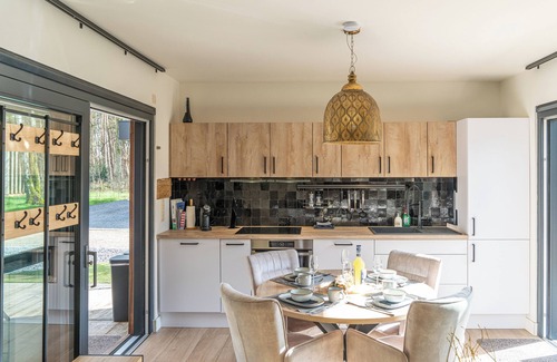 Zutendaal House | Luxury holiday home in the woods for 4 people