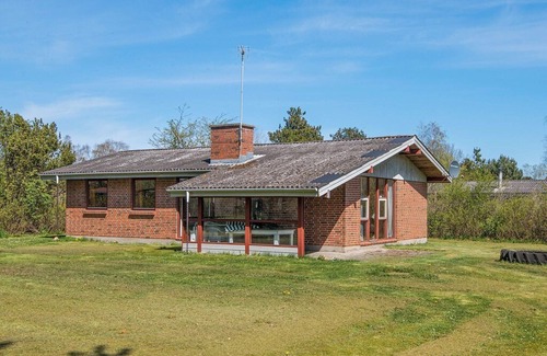 Ørsted House | Luxury Holiday Home in Ørsted with Sauna