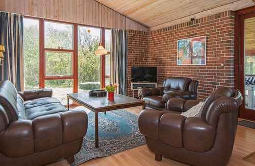 Ørsted House | Luxury Holiday Home in Ørsted with Sauna