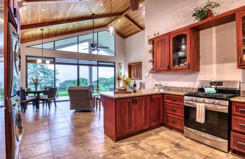 Tronadora Apartment | Luxury Home & Apt. Privacy, Tranquility & Toucans!