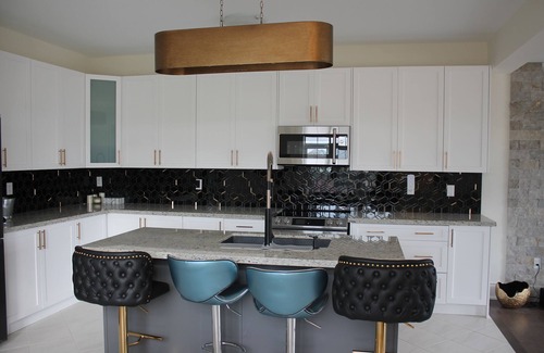 Brampton House | Luxury, Home away from Home.