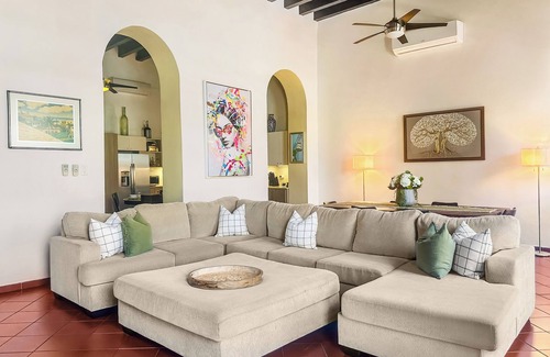 Old San Juan Apartment | Luxury Home~ King Beds, Prime Location, 3 Balconies, Fast WiFI, AC in Every Room