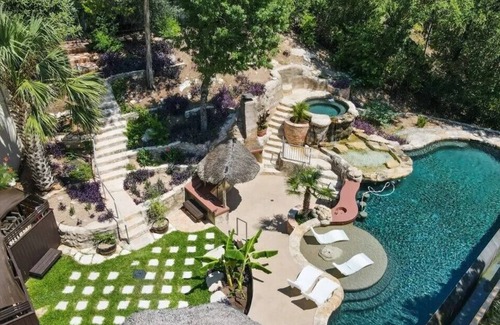 Lakeway House | Luxury home, pool, media room, 4 bedrooms, private, wrap around porch, OD Kitch