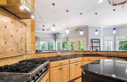 Lakeway House | Luxury home, pool, media room, 4 bedrooms, private, wrap around porch, OD Kitch