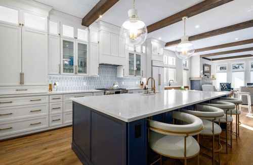 Harters Heights Apartment | Luxury Home Under the Dome | 2 Min to Notre Dame