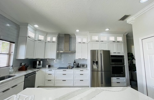 Trailer Estates House | Luxury Home W/Pool Spa & Pool Heated Near IMG & Beach