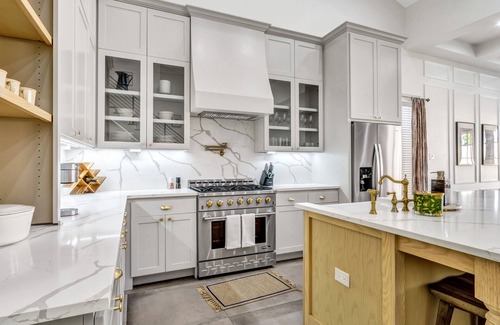 Central Arlington House | ✨ LUXURY Home! Walk to AT&T Stadium & Globe Life, Game Room, Basketball Court