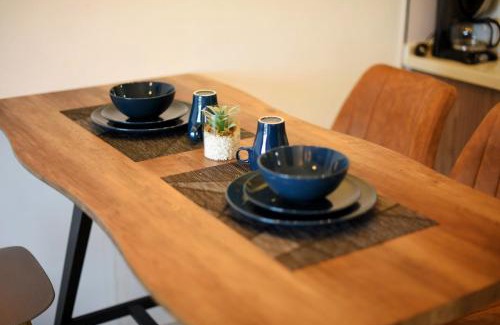Johor Bahru Apartment | Luxury Homestay w/Panoramic City View @ JB
