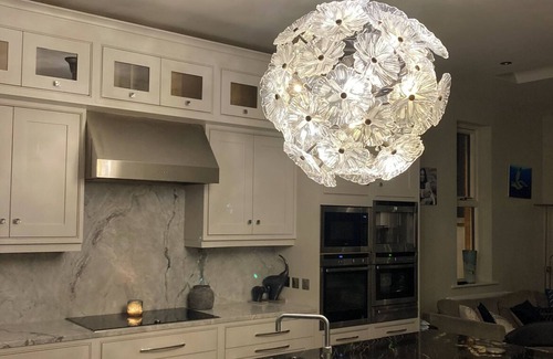 Dublin House | Luxury house, 3 double en-suite bedrooms, large garden in Dublin City Centre.
