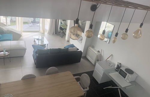 Palavas-les-Flots Apartment | Luxury house with SPA and Jacuzzi 2 steps from the beach and town center