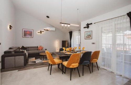 Dugi Rat Villa | Luxury house Lucija