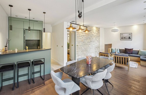 Saint-Germain-des-Pres Apartment | Luxury in the art of St Germain des Pres 3BR Outdoor