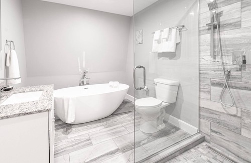 New Glasgow Apartment | Luxury Inn - Unit 6 - Heart of New Glasgow