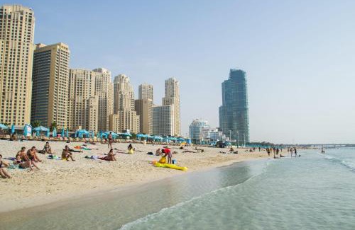 Dubai Marina Apartment | Luxury JBR · 2BR · 5* Beach Resorts Access!