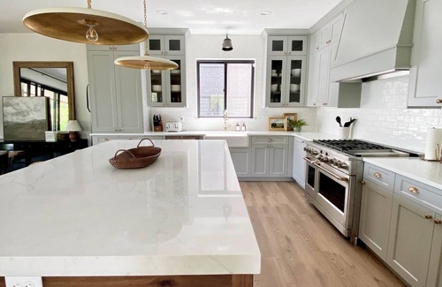 Ogden House | Luxury Lake Front Ski Home 5 min from SnowBasin