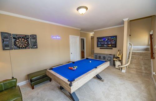 Big Canoe House | Luxury Lake House in Big Canoe/Game room/Fire Pit/Direct lake access
