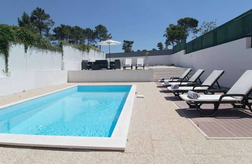 Fornos Villa | Luxury Lisbon Coast Villa | 4 Bedrooms | Casa Fornos | Private Pool & Modern Furnishings | Sesimbra
